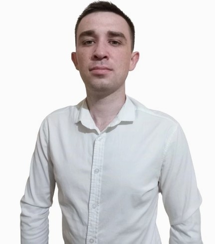 Юров Дмитрий Алексеевич.