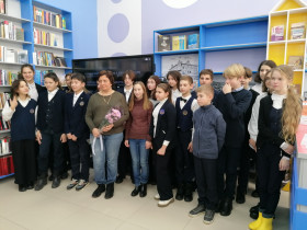 Встреча с писателем Клюевой Ю.С. наших 7-классников.